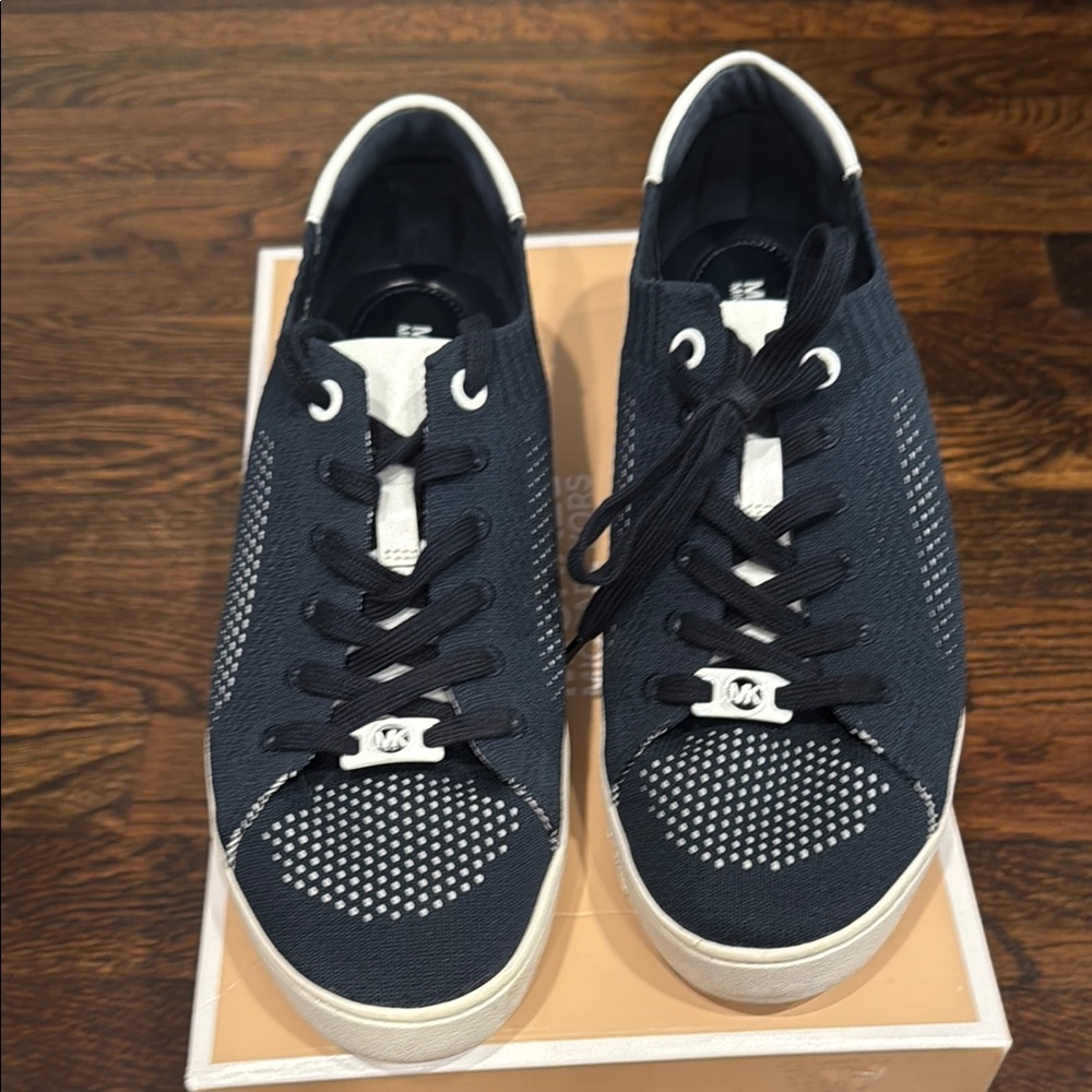 Women’s Navy Sneakers